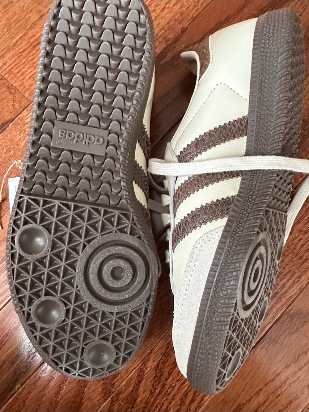 adidas Cream and Brown Low-Top Retro Samba Sneakers - Picture 3 of 5